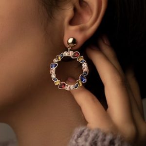 Vintage-Inspired Drop Earrings